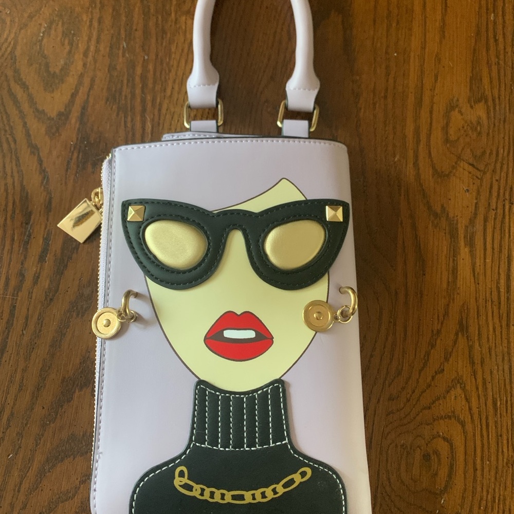 Trendy Lavender Crossbody Bag with Artistic Face Design